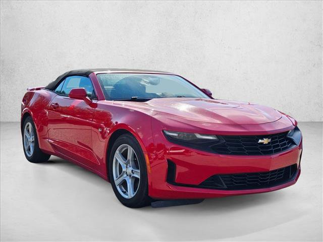 Used 2020 Chevrolet Camaro LT RWD image 3