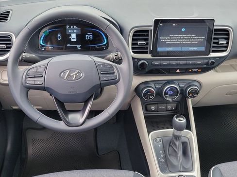 New 2026 Hyundai Venue SEL image 4