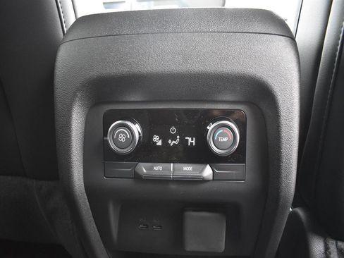 New 2026 Buick Enclave Sport Touring w/ Power Package image 7