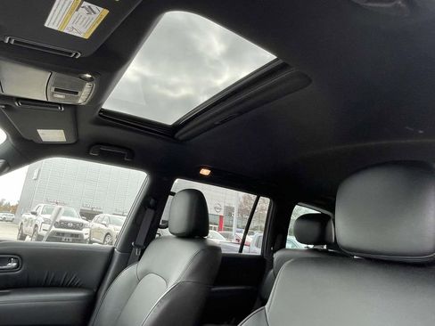 Used 2023 Nissan Armada SL w/ Midnight Edition Package image 17