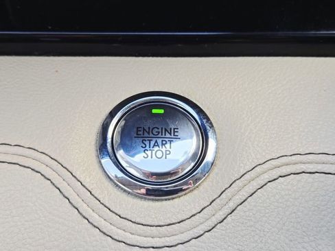 Used 2020 Lincoln Navigator Reserve w/ Equipment Group 208A Reserve AWD/4WD image 33