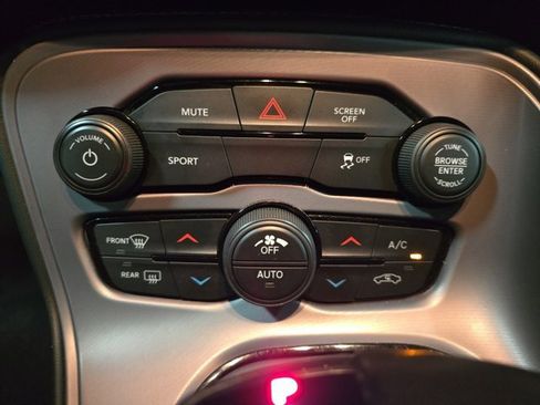 Used 2023 Dodge Challenger SXT w/ Blacktop Package image 20