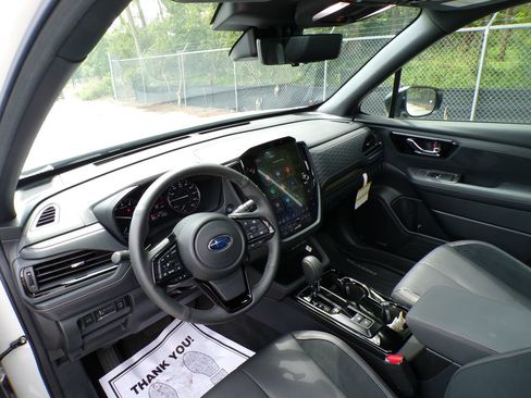 Used 2026 Subaru Forester Touring AWD/4WD image 11