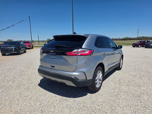 Used 2024 Ford Edge SEL AWD/4WD image 3