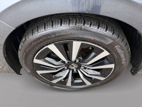 Used 2023 Honda Civic EX-L image 9