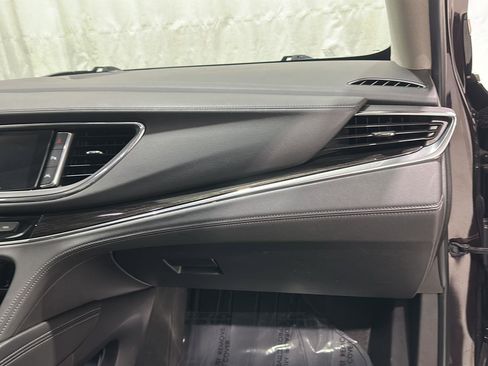 Used 2020 Buick Enclave Avenir w/ Avenir Technology Package image 27