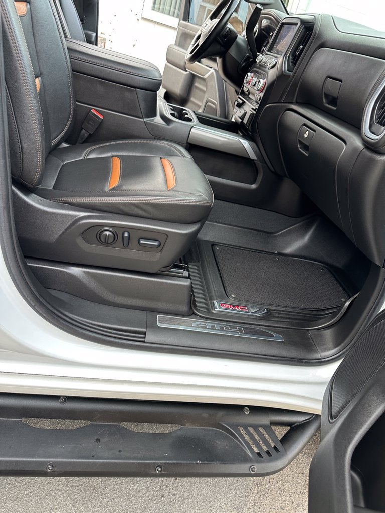 Used 2023 GMC Sierra 2500 AT4 w/ Gooseneck/5TH Wheel Package AWD/4WD image 40