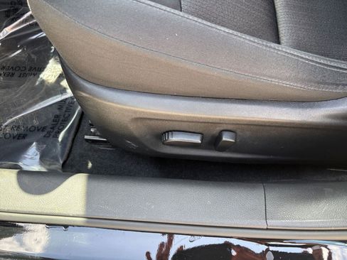 Used 2025 Nissan Altima 2.5 SV FWD image 22