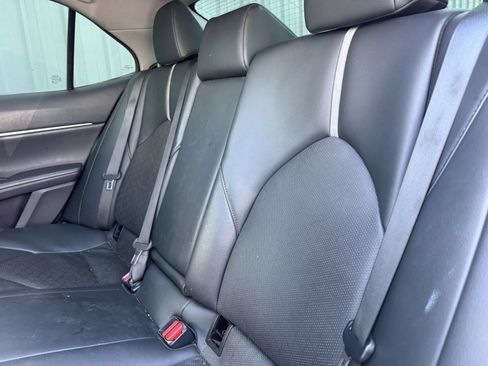 Used 2024 Toyota Camry XSE FWD image 9