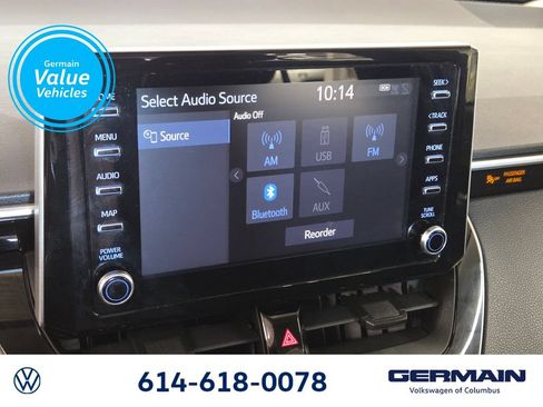 Used 2020 Toyota Corolla LE FWD image 22
