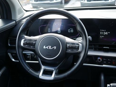Used 2023 Kia Sportage EX image 16