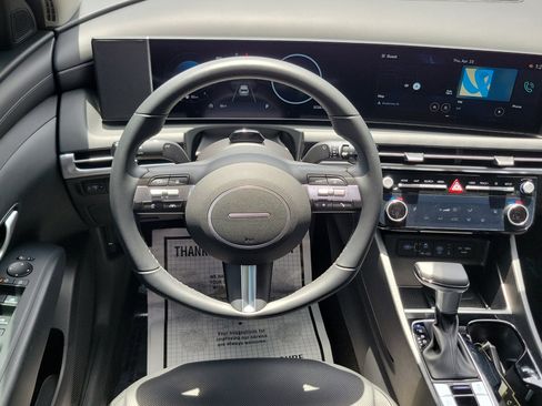 Certified 2025 Hyundai Tucson SEL image 12