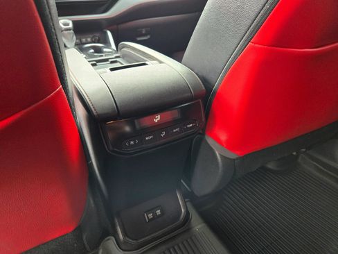 Used 2021 Toyota Highlander XSE AWD/4WD image 45