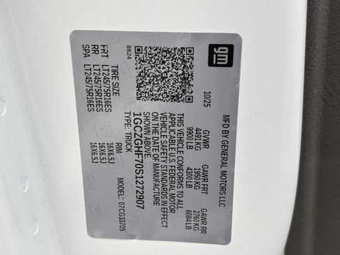 New 2025 Chevrolet Express 3500 Extended w/ Driver Convenience Package image 33