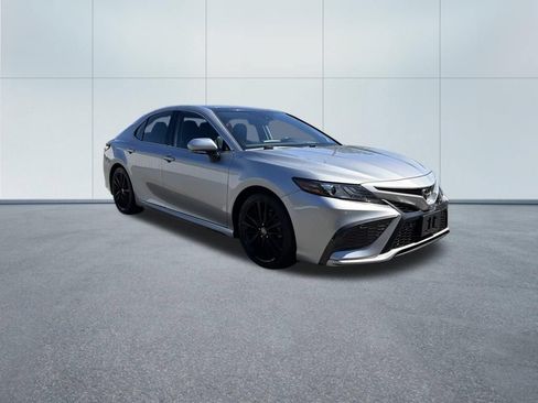Used 2021 Toyota Camry XSE w/ Navigation Package FWD image 4