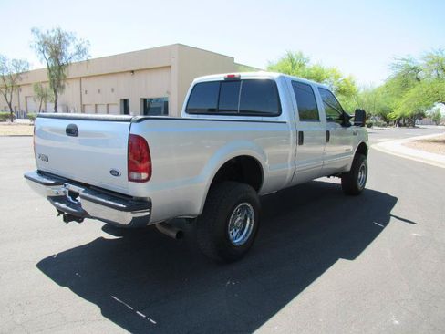 Used 2004 Ford F250 Lariat AWD/4WD image 4