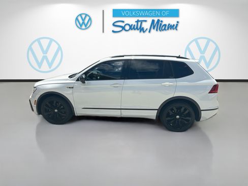 Used 2021 Volkswagen Tiguan SE R-Line FWD image 4