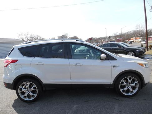 Used 2016 Ford Escape Titanium image 6