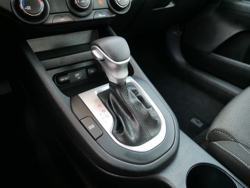 Certified 2024 Kia Forte LXS w/ LXS Technology Package FWD image 24