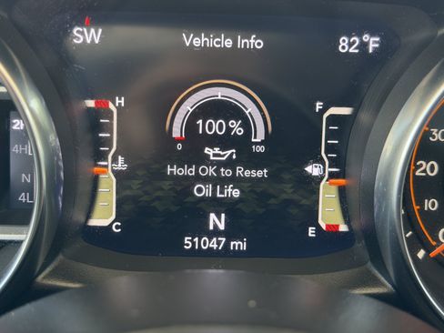 Used 2021 Jeep Wrangler Sport AWD/4WD image 9
