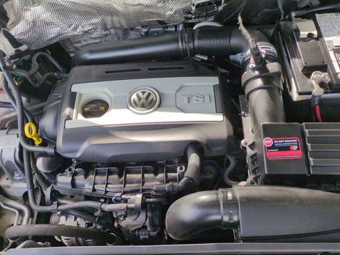 Used 2018 Volkswagen Tiguan Limited image 11