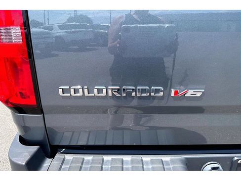 Used 2019 Chevrolet Colorado ZR2 AWD/4WD image 24