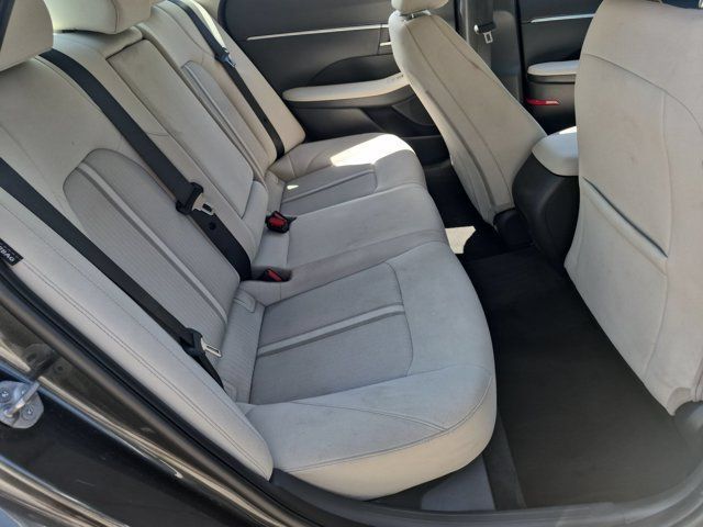 Used 2025 Hyundai Sonata SEL FWD image 29