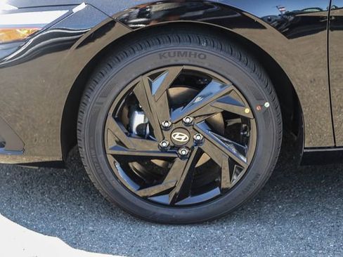 New 2026 Hyundai Elantra Sport FWD image 11
