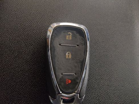 Used 2019 Chevrolet Equinox LT FWD image 32