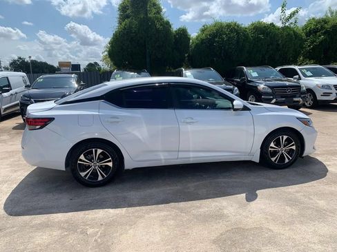 Used 2021 Nissan Sentra SV FWD image 8