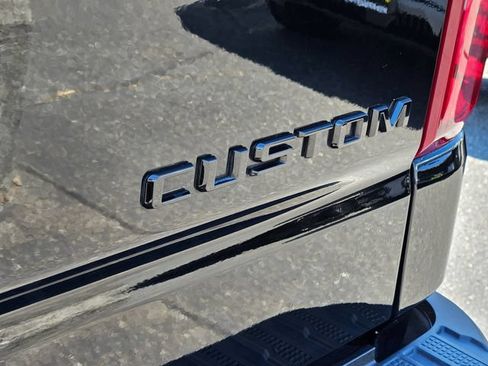 Used 2022 Chevrolet Silverado 1500 Custom Trail Boss w/ Midnight Edition AWD/4WD image 16