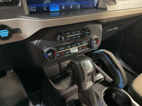 Used 2024 Ford Bronco Wildtrak AWD/4WD image 81