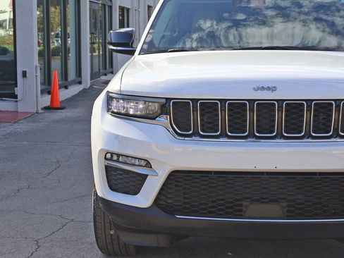 Used 2022 Jeep Grand Cherokee Limited w/ Trailer Tow Prep Group (B) image 14