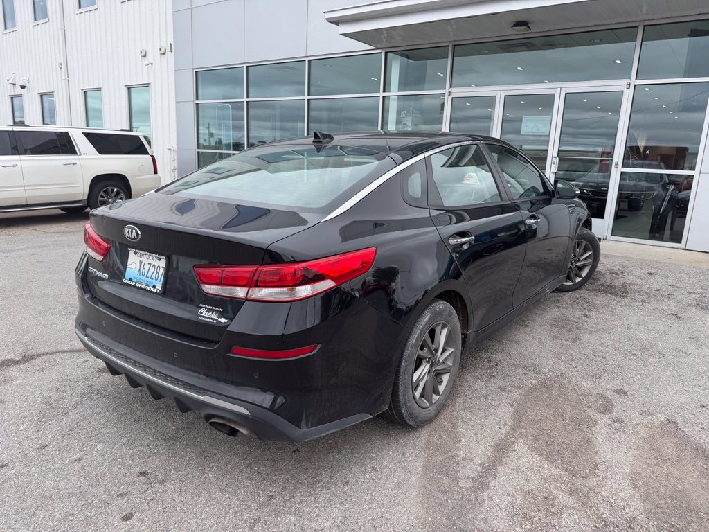 Used 2019 Kia Optima LX FWD image 3