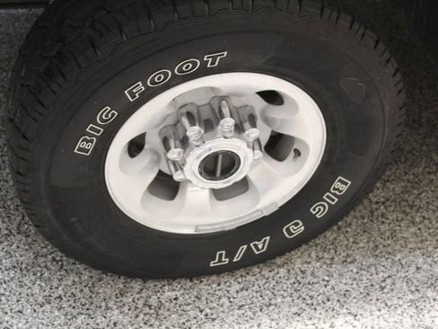 Used 1999 Ford F350 Lariat image 25