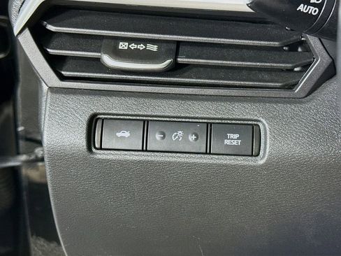 Used 2021 Nissan Altima 2.5 SR FWD image 17