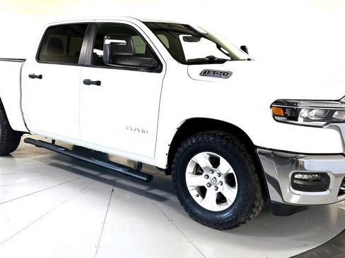 Used 2025 RAM 1500 Lone Star AWD/4WD image 1