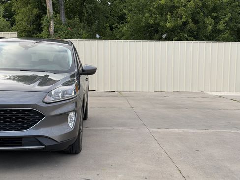 Used 2021 Ford Escape SEL FWD image 11