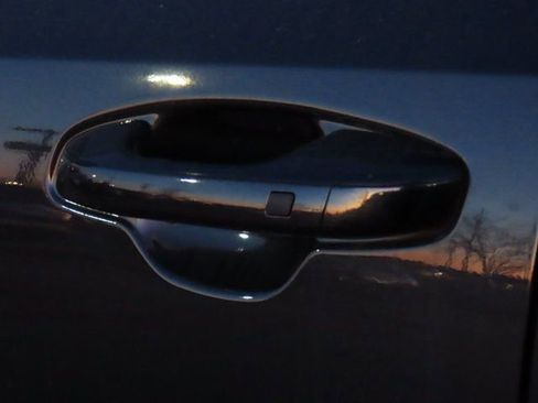 New 2026 Kia Sorento S AWD/4WD image 17