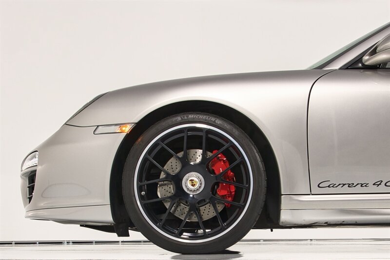 Used 2012 Porsche 911 Carrera 4 GTS AWD/4WD image 7