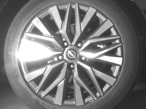 Used 2025 Nissan Altima 2.5 SV FWD image 13