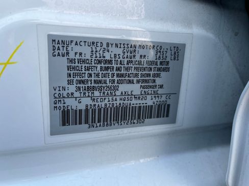 Used 2025 Nissan Sentra S image 27