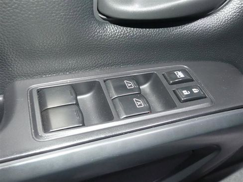 Used 2022 Nissan Titan S w/ S Utility Package image 17