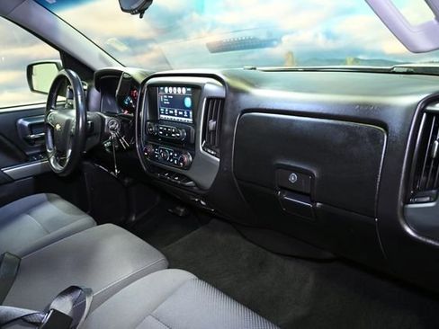 Used 2018 Chevrolet Silverado 1500 LT w/ LT Eassist Package image 58