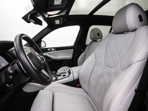 Certified 2023 BMW X5 xDrive40i w/ M Sport Package image 11