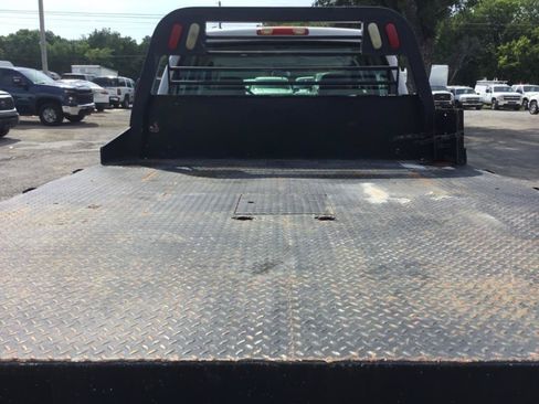 Used 2005 Chevrolet Silverado 3500 2WD Crew Cab image 42
