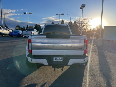Used 2018 Ford F350 Limited w/ FX4 4x4 Off Road Package image 4
