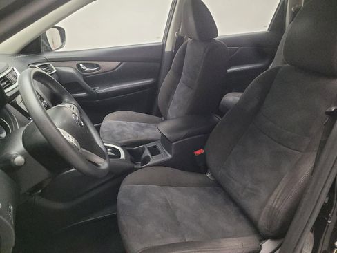 Used 2015 Nissan Rogue S FWD image 17