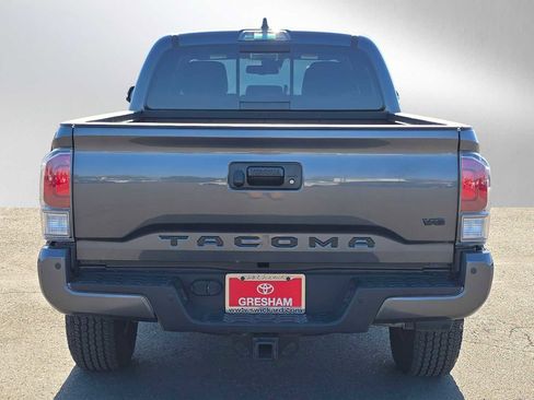 Certified 2023 Toyota Tacoma TRD Off-Road w/ Technology Package AWD/4WD image 5