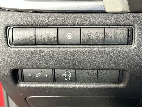 Used 2023 Nissan Rogue SV image 23